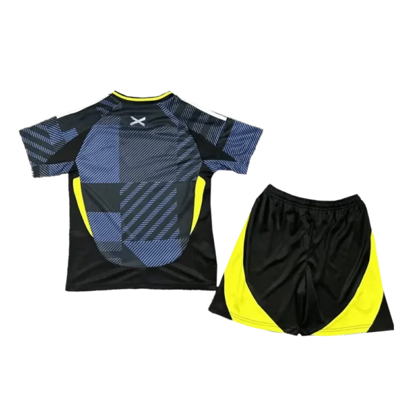 Kinder Scotland + EURO 2024 Heimshorts football jersey